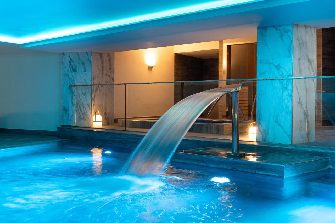 A310hInnsideAlicantePortaMaris-Spa